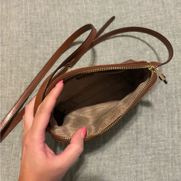 Lauren Ralph Lauren Chiswell Crossbody Bag - Picture 2 of 4